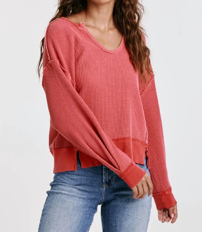 Zyra Thermal Oversized Top In Viva Magenta