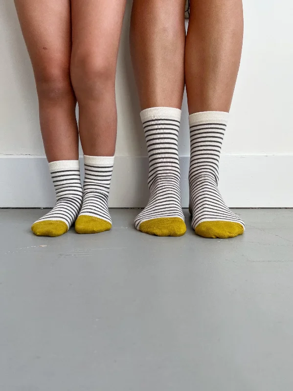 adult crew sock in striped cream