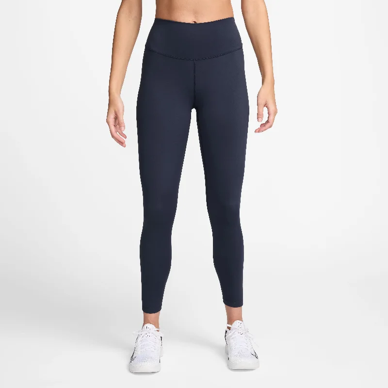 One High-Waisted 7/8 Leggings