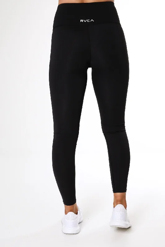 VA Essential Legging Black