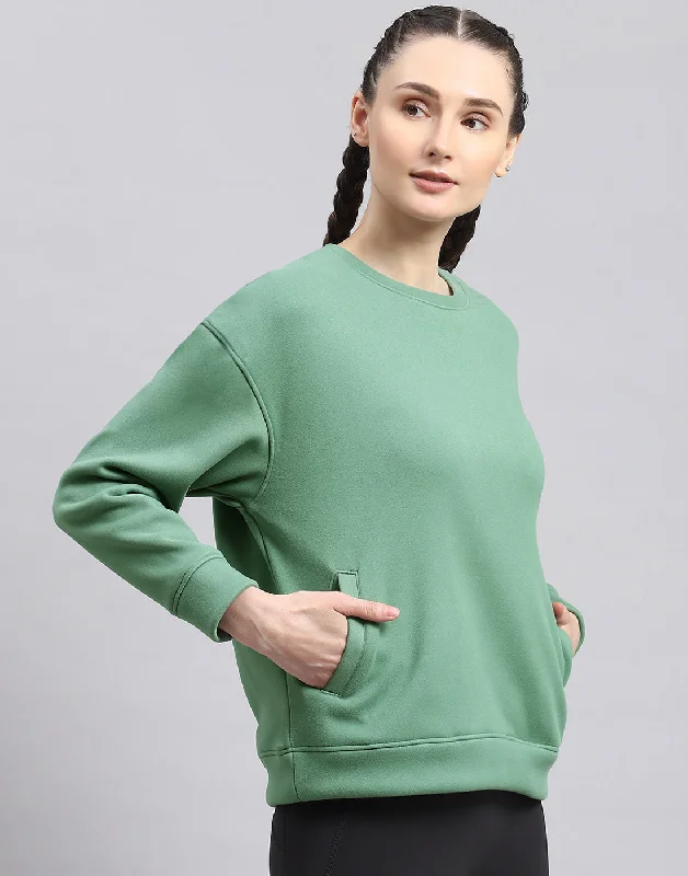 Women Green Solid Round Neck Full Sleeve Sweatshirt